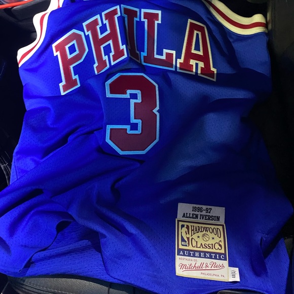 Mitchell & Ness Other - Authentic allen iverson jersey